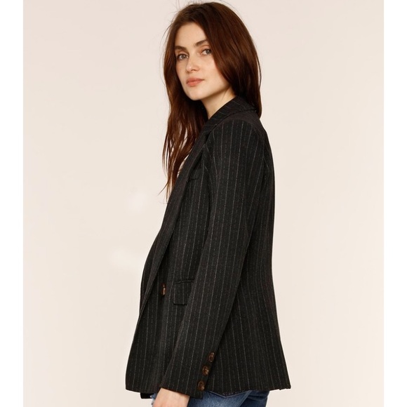 Heartloom Faith Blazer Charcoal Pin Stripe… - Picture 3 of 4